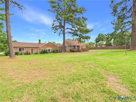 Tiny photo for 1405 W Tennessee Avenue, Crewe, VA 23930 (MLS # 2626909)