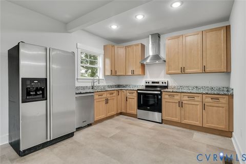 Tiny photo for 1619 12th Street, Victoria, VA 23974 (MLS # 2602779)