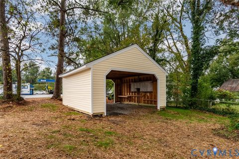 Tiny photo for 1619 12th Street, Victoria, VA 23974 (MLS # 2602779)