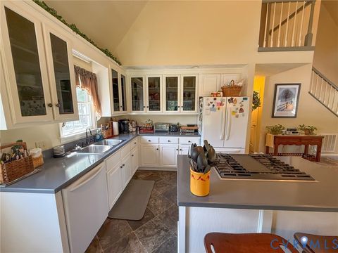Tiny photo for 45 Galliontown Road, Victoria, VA 23974 (MLS # 2611903)