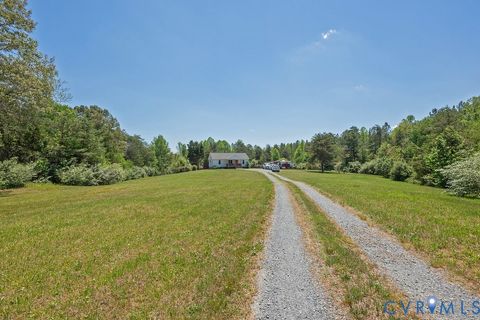 Tiny photo for 4336 Hells Bend Road, Palmyra, VA 22963 (MLS # 2613698)