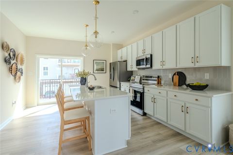 Tiny photo for 15873 Flying Cloud Alley #4-2, Midlothian, VA 23113 (MLS # 2617506)