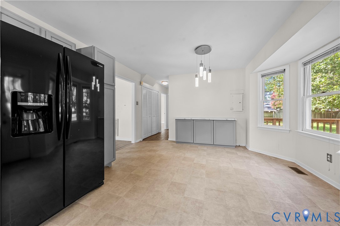 Mechanicsville, Virginia 23111, United States, 4 Bedrooms Bedrooms, ,2 BathroomsBathrooms,Residential,Active,198720