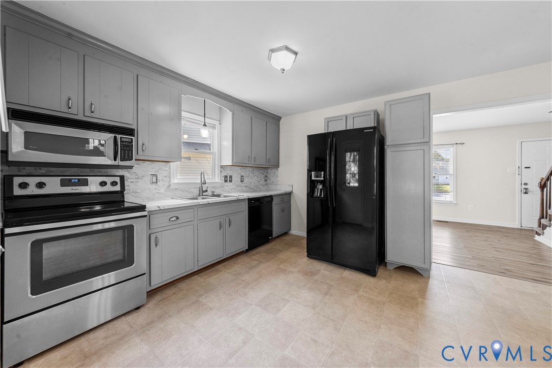 Mechanicsville, Virginia 23111, United States, 4 Bedrooms Bedrooms, ,2 BathroomsBathrooms,Residential,Active,198720