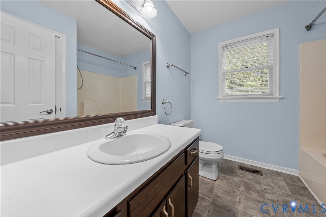 Mechanicsville, Virginia 23111, United States, 4 Bedrooms Bedrooms, ,2 BathroomsBathrooms,Residential,Active,198720