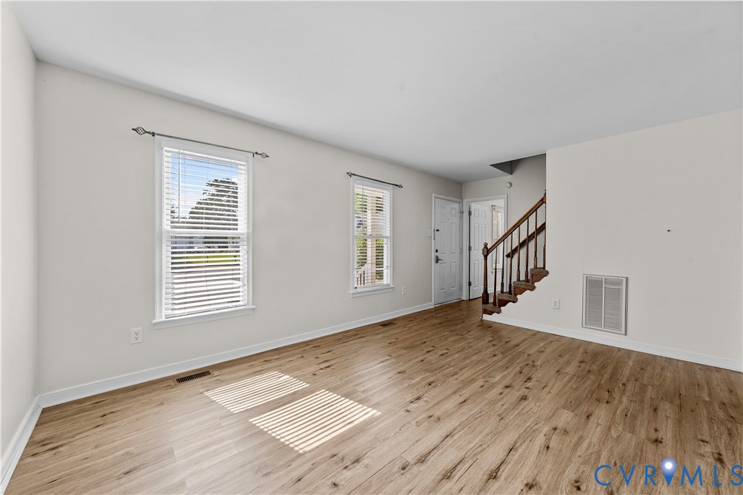 Mechanicsville, Virginia 23111, United States, 4 Bedrooms Bedrooms, ,2 BathroomsBathrooms,Residential,Active,198720