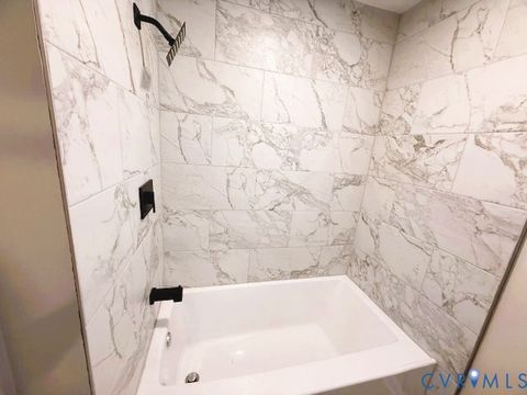 Tiny photo for 300 Pennsylvania Avenue, Emporia, VA 23847 (MLS # 2529174)