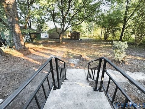 Tiny photo for 300 Pennsylvania Avenue, Emporia, VA 23847 (MLS # 2529174)