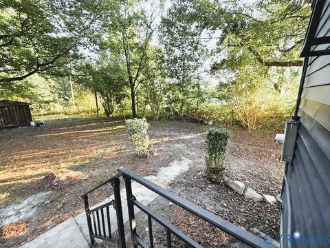 Tiny photo for 300 Pennsylvania Avenue, Emporia, VA 23847 (MLS # 2529174)