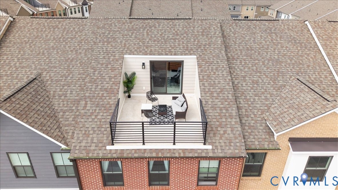 412 Quiet Breeze Alley