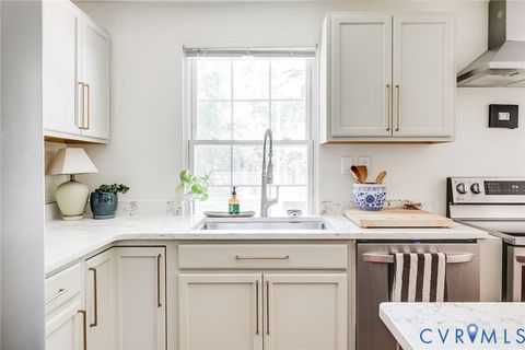 Tiny photo for 810 Westover Hills Boulevard, Richmond, VA 23225 (MLS # 2613569)