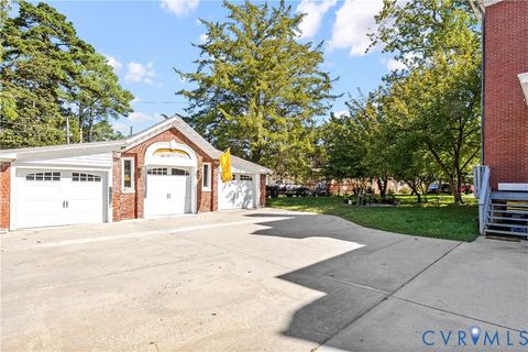 Tiny photo for 200 Oliver Avenue, Crewe, VA 23930 (MLS # 2602495)