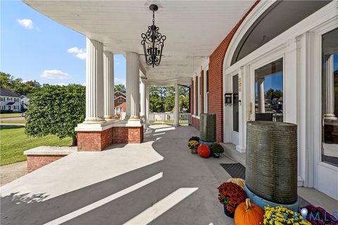 Tiny photo for 200 Oliver Avenue, Crewe, VA 23930 (MLS # 2602495)