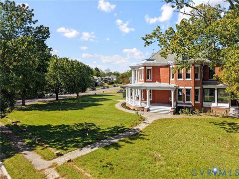 Tiny photo for 200 Oliver Avenue, Crewe, VA 23930 (MLS # 2602495)
