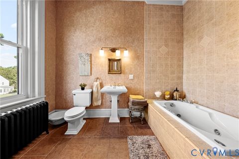 Tiny photo for 200 Oliver Avenue, Crewe, VA 23930 (MLS # 2602495)