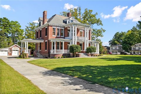 Tiny photo for 200 Oliver Avenue, Crewe, VA 23930 (MLS # 2602495)