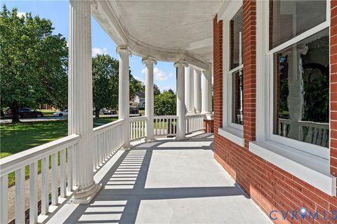 Tiny photo for 200 Oliver Avenue, Crewe, VA 23930 (MLS # 2602495)