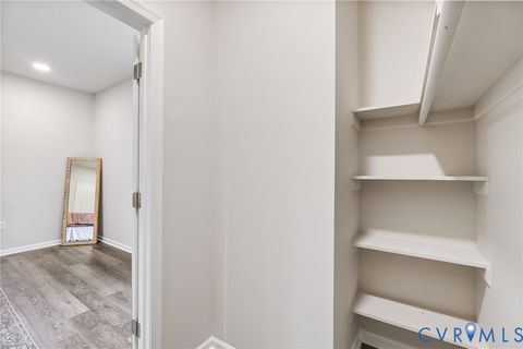 Tiny photo for 318 Irving Street, Petersburg, VA 23803 (MLS # 2617916)
