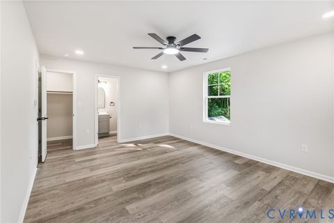 Tiny photo for 318 Irving Street, Petersburg, VA 23803 (MLS # 2617916)