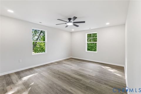 Tiny photo for 318 Irving Street, Petersburg, VA 23803 (MLS # 2617916)