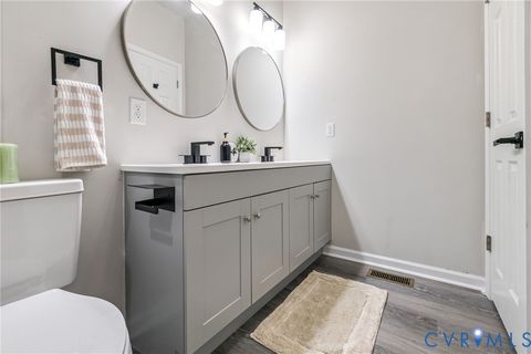 Tiny photo for 318 Irving Street, Petersburg, VA 23803 (MLS # 2617916)