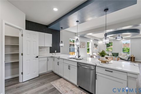 Tiny photo for 318 Irving Street, Petersburg, VA 23803 (MLS # 2617916)