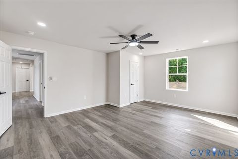 Tiny photo for 318 Irving Street, Petersburg, VA 23803 (MLS # 2617916)