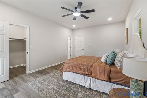 Tiny photo for 318 Irving Street, Petersburg, VA 23803 (MLS # 2617916)