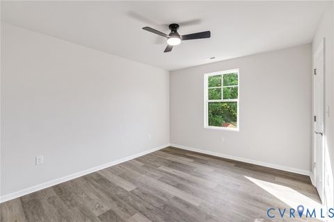Tiny photo for 318 Irving Street, Petersburg, VA 23803 (MLS # 2617916)