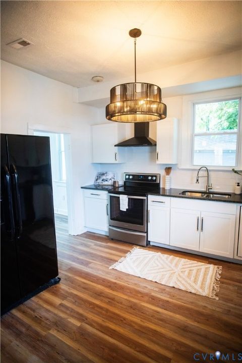 Tiny photo for 310 Maryland Avenue, Hopewell, VA 23860 (MLS # 2612297)