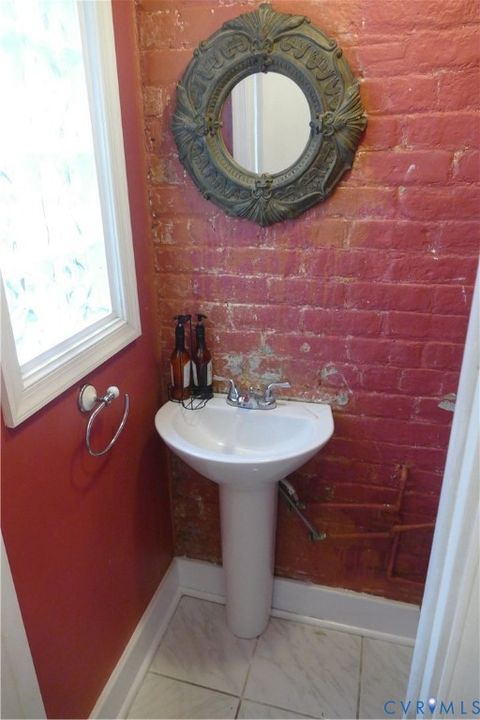 Tiny photo for 316 S Laurel Street, Richmond, VA 23220 (MLS # 2616201)