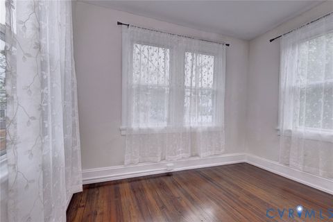 Tiny photo for 2100 Lakeview Avenue, Richmond, VA 23220 (MLS # 2608250)