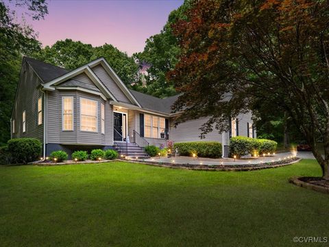 10190 Jennings Lane Amelia Courthouse VA 23002