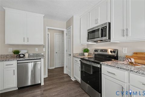 Tiny photo for 7906 Featherchase Place, Chesterfield, VA 23832 (MLS # 2620095)