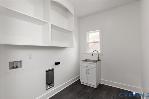 Tiny photo for 103 S Dunlop Street, Petersburg, VA 23803 (MLS # 2604362)