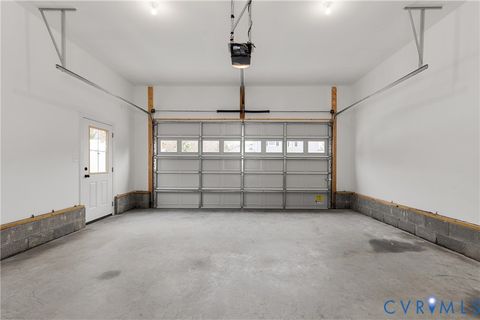 Tiny photo for 103 S Dunlop Street, Petersburg, VA 23803 (MLS # 2604362)