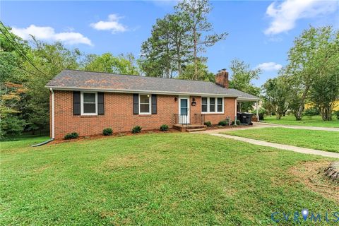 Tiny photo for 201 Crestwood Drive, Colonial Heights, VA 23834 (MLS # 2527874)
