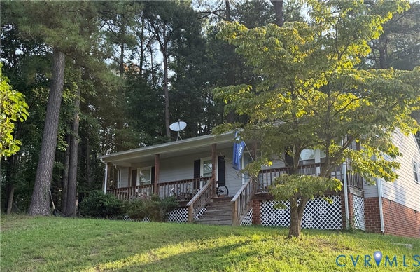 7032 CLAYBIRD LN, MECHANICSVILLE, VA 23111 - Image 7e272e3c966b7202b892d00eeba6233f/308154124