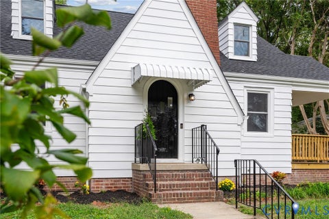 Photo of 2315 Ingram AVE AVE, Richmond, VA 23224 (MLS # 2625551)