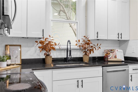 Tiny photo for 2315 Ingram AVE AVE, Richmond, VA 23224 (MLS # 2625551)