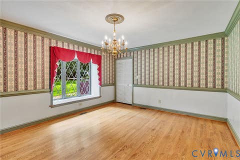 Tiny photo for 901 Oak Lane LN, Kilmarnock, VA 22482 (MLS # 2619237)