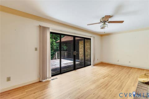 Tiny photo for 901 Oak Lane LN, Kilmarnock, VA 22482 (MLS # 2619237)