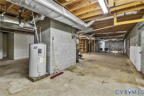 Tiny photo for 901 Oak Lane LN, Kilmarnock, VA 22482 (MLS # 2619237)