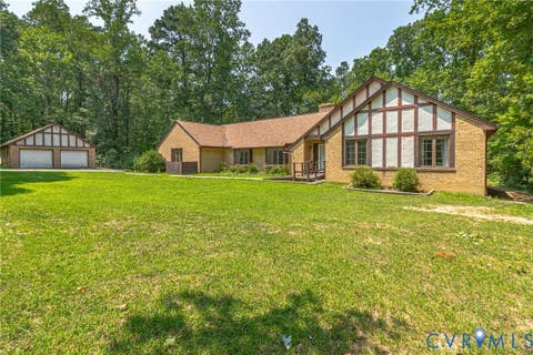 Tiny photo for 901 Oak Lane LN, Kilmarnock, VA 22482 (MLS # 2619237)