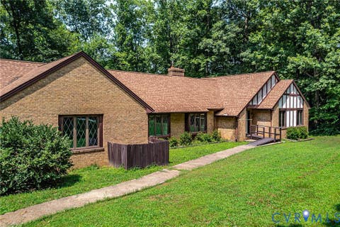 Tiny photo for 901 Oak Lane LN, Kilmarnock, VA 22482 (MLS # 2619237)