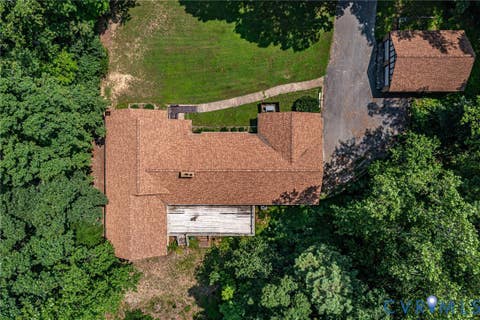 Tiny photo for 901 Oak Lane LN, Kilmarnock, VA 22482 (MLS # 2619237)
