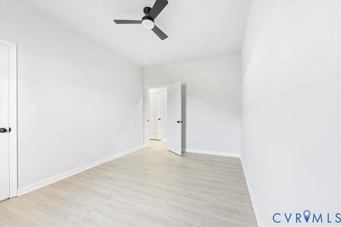 Tiny photo for 724 E Wythe Street, Petersburg, VA 23803 (MLS # 2606938)