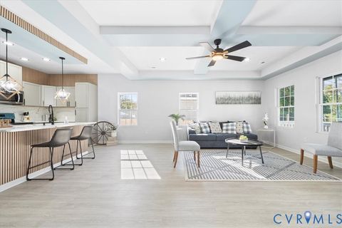 Tiny photo for 724 E Wythe Street, Petersburg, VA 23803 (MLS # 2606938)