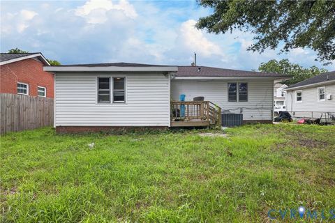 Tiny photo for 719 South Avenue, Newport News, VA 23605 (MLS # 2620142)