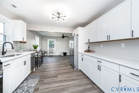 Tiny photo for 2509 Poplar Street, Hopewell, VA 23860 (MLS # 2600447)